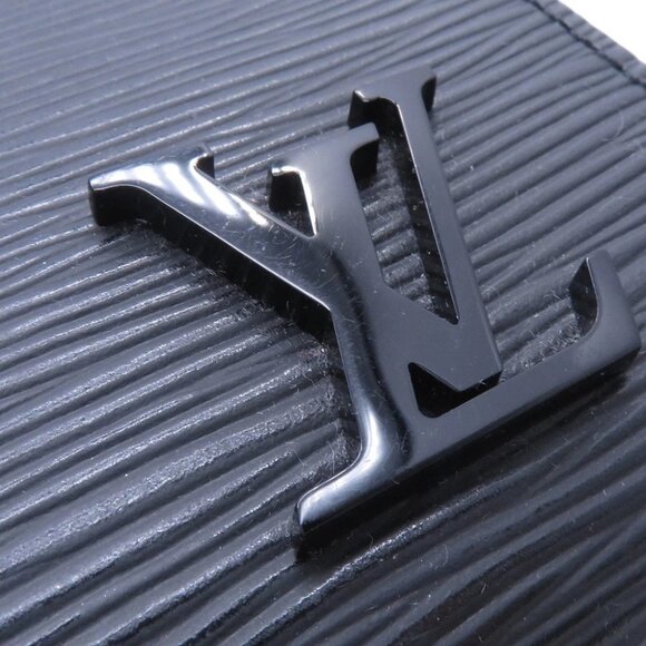 LOUIS VUITTON Cluny Size BB Epi Leather Noir - Picture 6 of 16